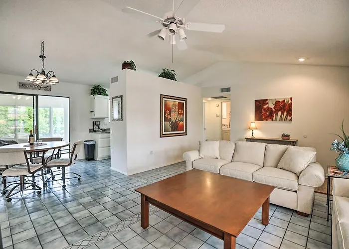 Holiday home 1 Mi To Golf! Family-friendly Sun West *