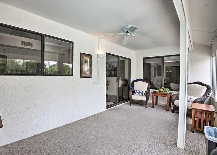 1 Mi To Golf! Family-friendly Sun West Holiday home *