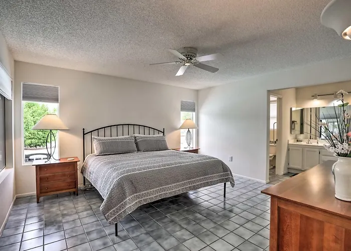 1 Mi To Golf! Family-friendly Sun West *