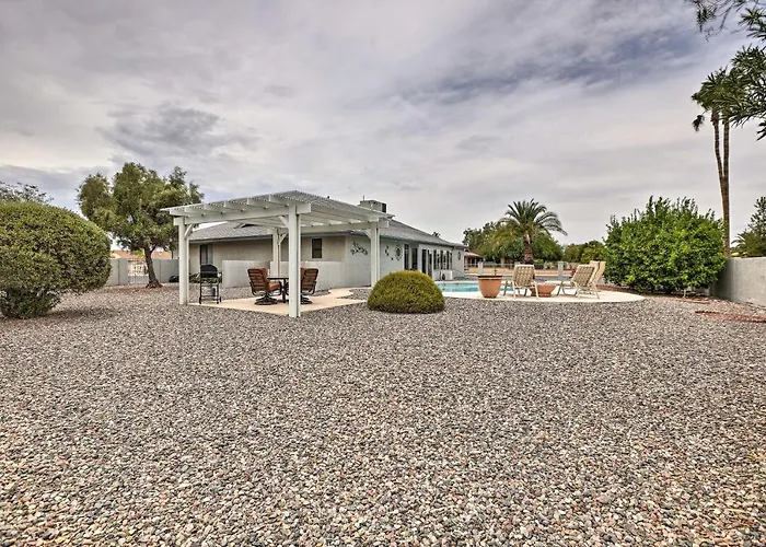 1 Mi To Golf! Family-friendly Sun West