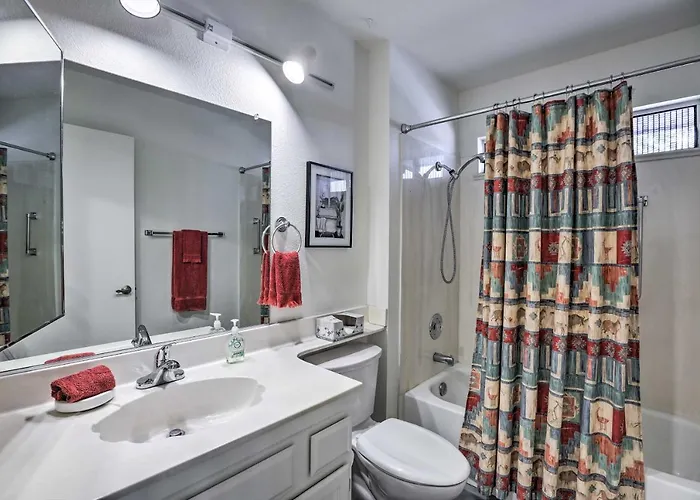 1 Mi To Golf! Family-friendly Sun West *